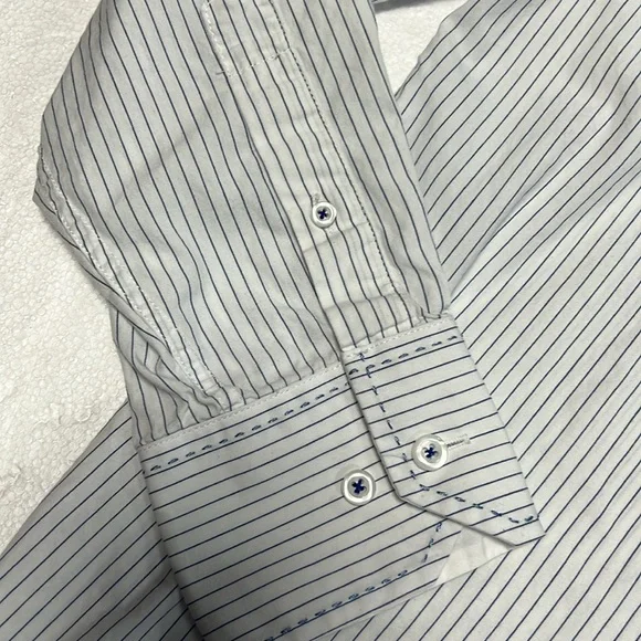 ⭐️ 2 for $15 Pronto Uomo striped long sleeve casual or dress button down - Picture 5 of 7